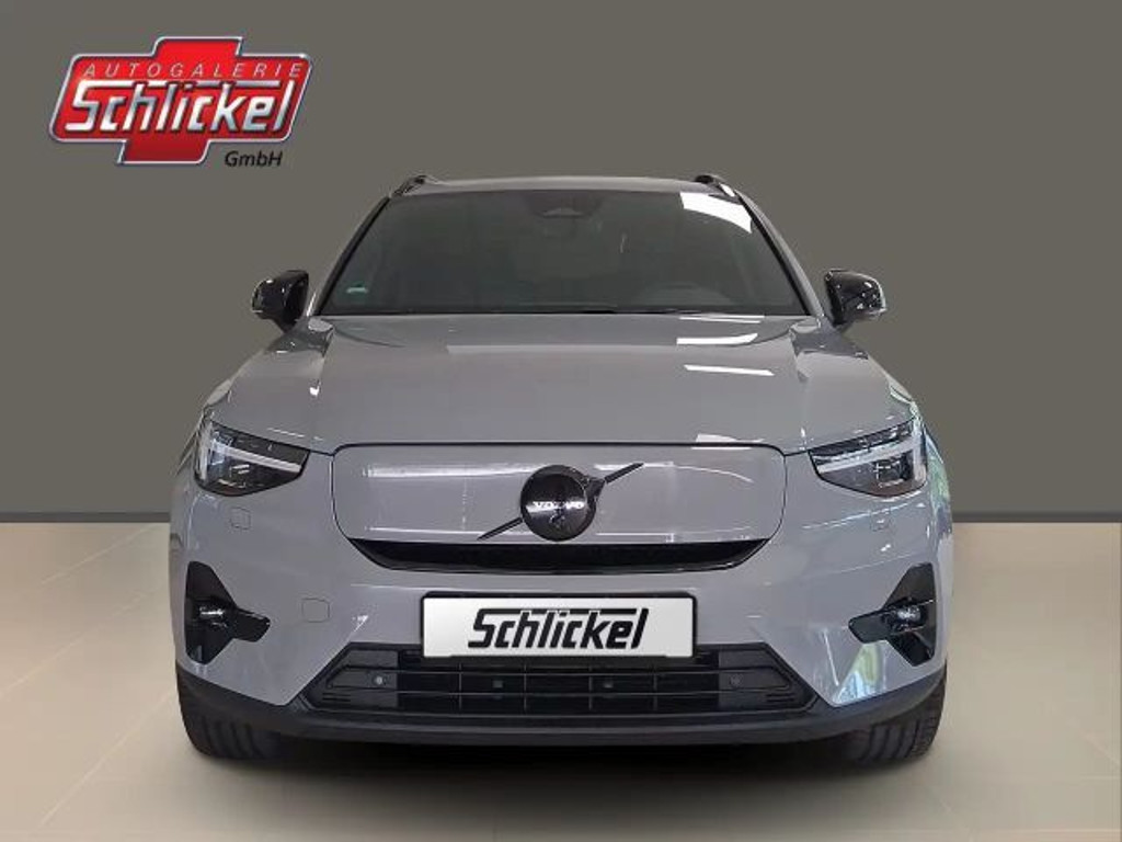 Volvo EX40