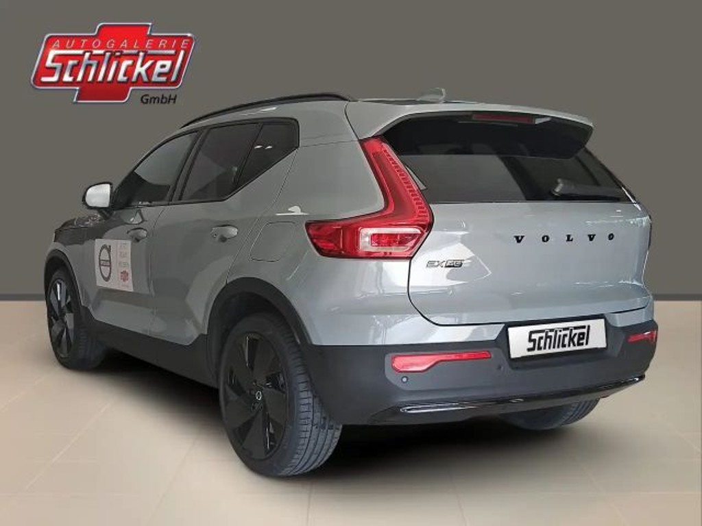 Volvo EX40