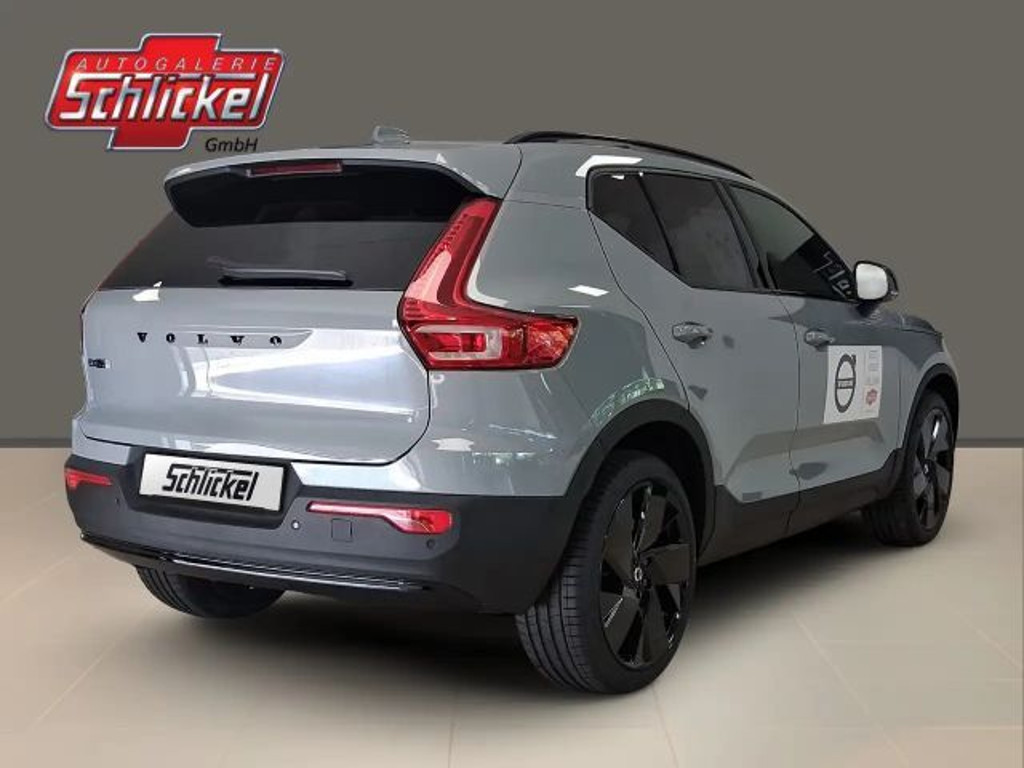 Volvo EX40
