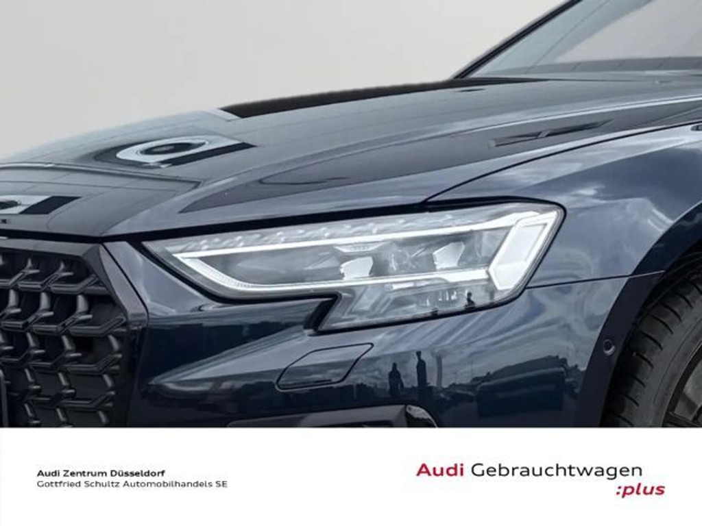 Audi S8