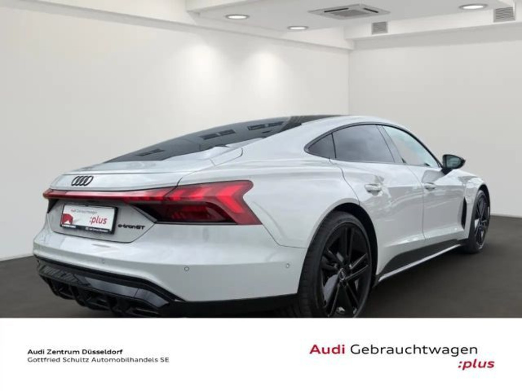 Audi RS e-tron GT