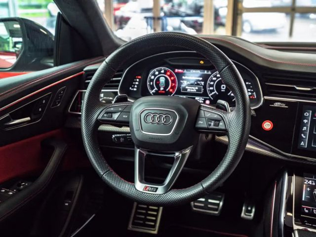 Audi RS Q8