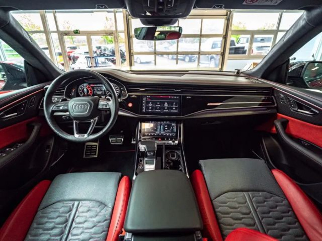 Audi RS Q8