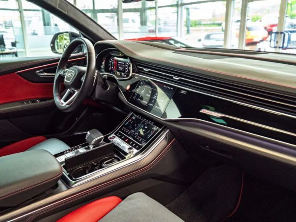 Audi RS Q8