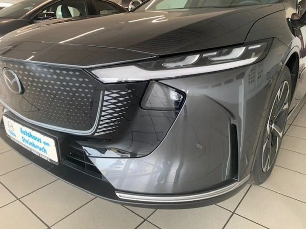 Mazda 6e