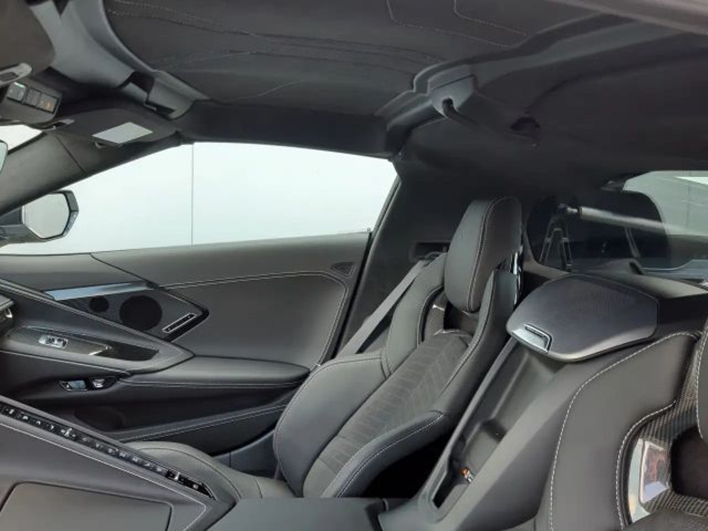 Corvette C8