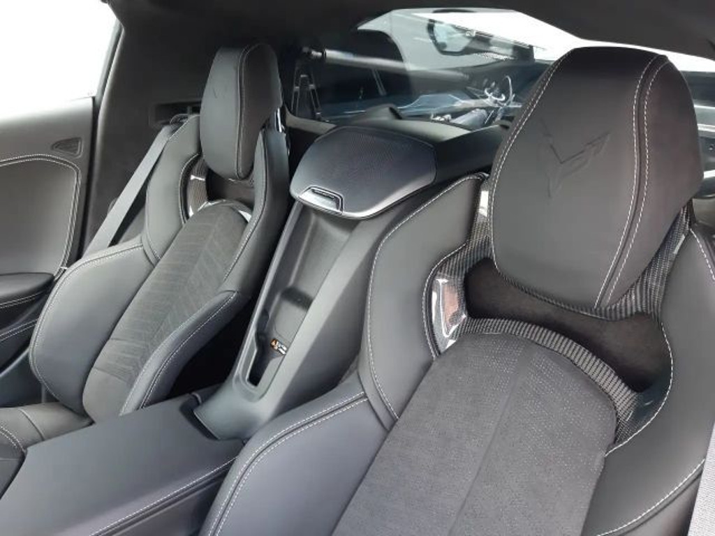 Corvette C8