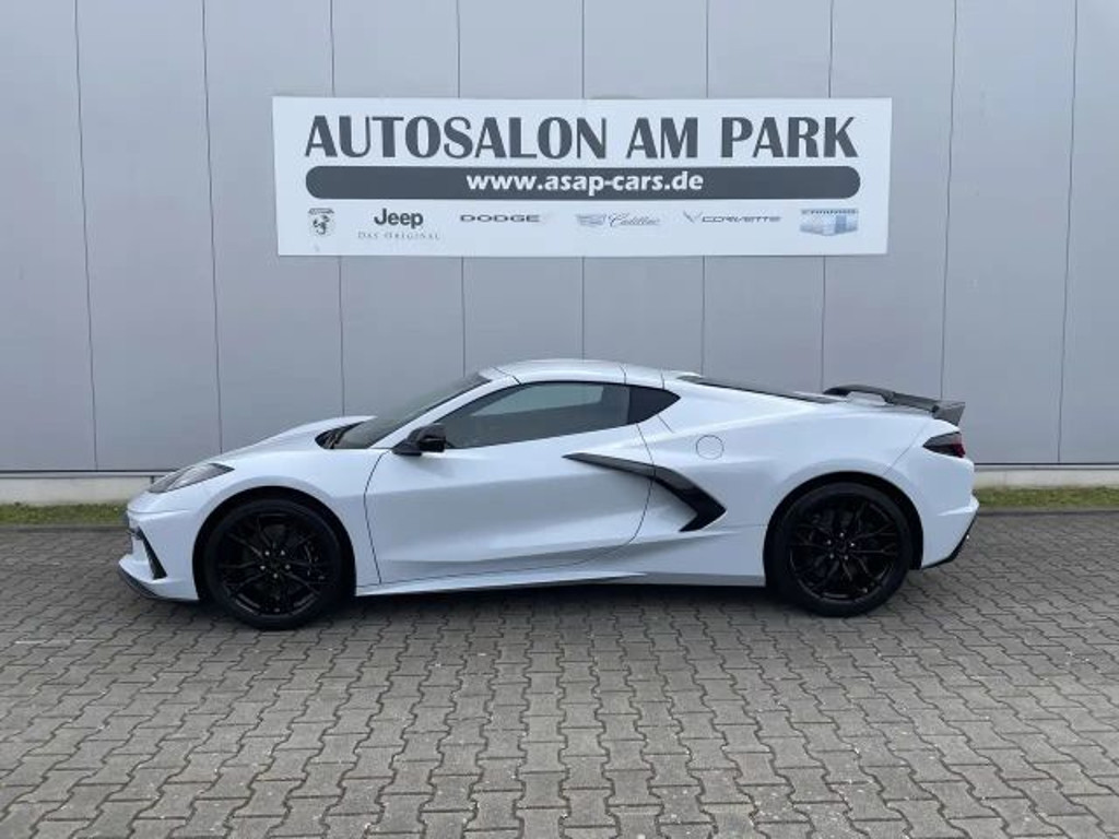 Corvette C8