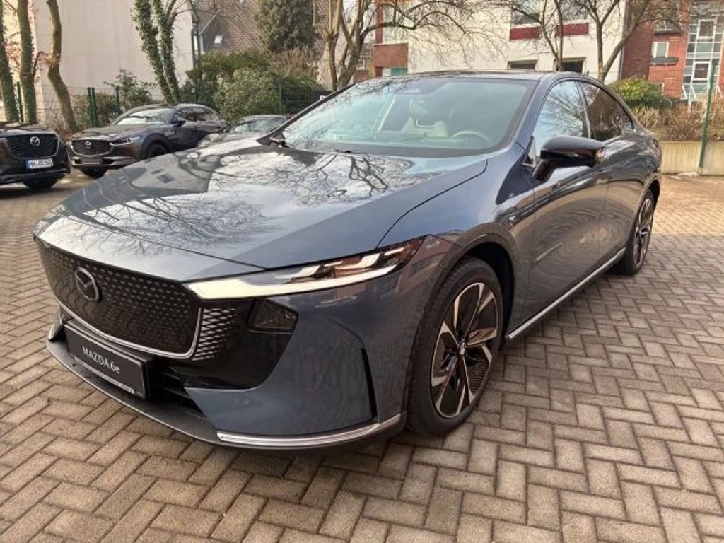 Mazda 6e