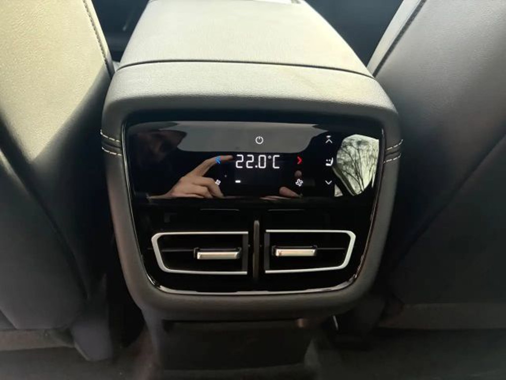 Mazda 6e