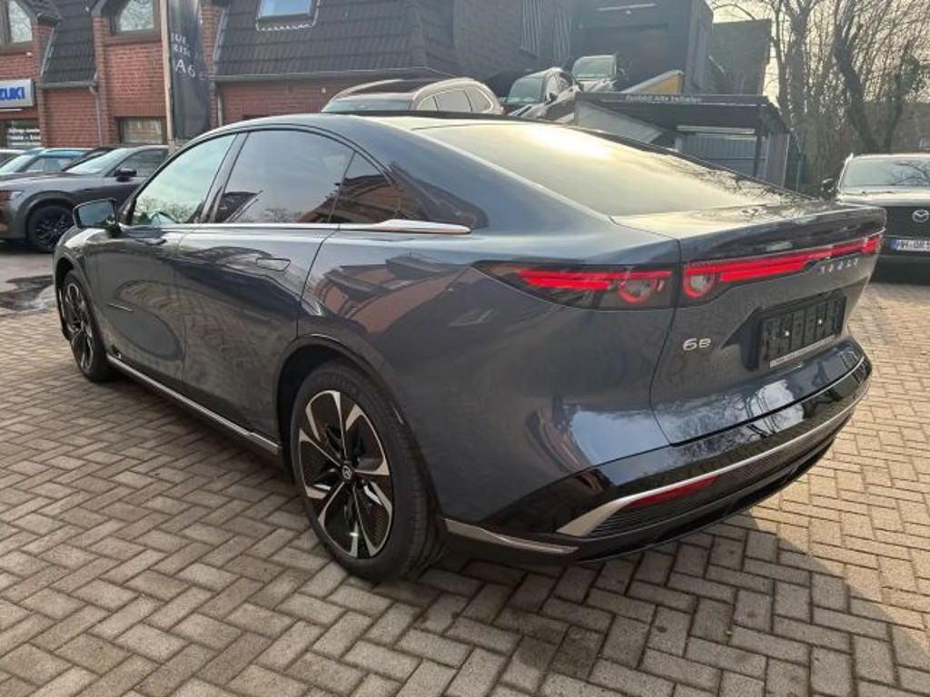 Mazda 6e