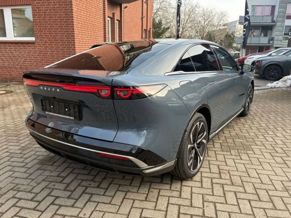 Mazda 6e