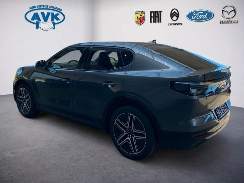 Ford Capri AWD Extended range Premium