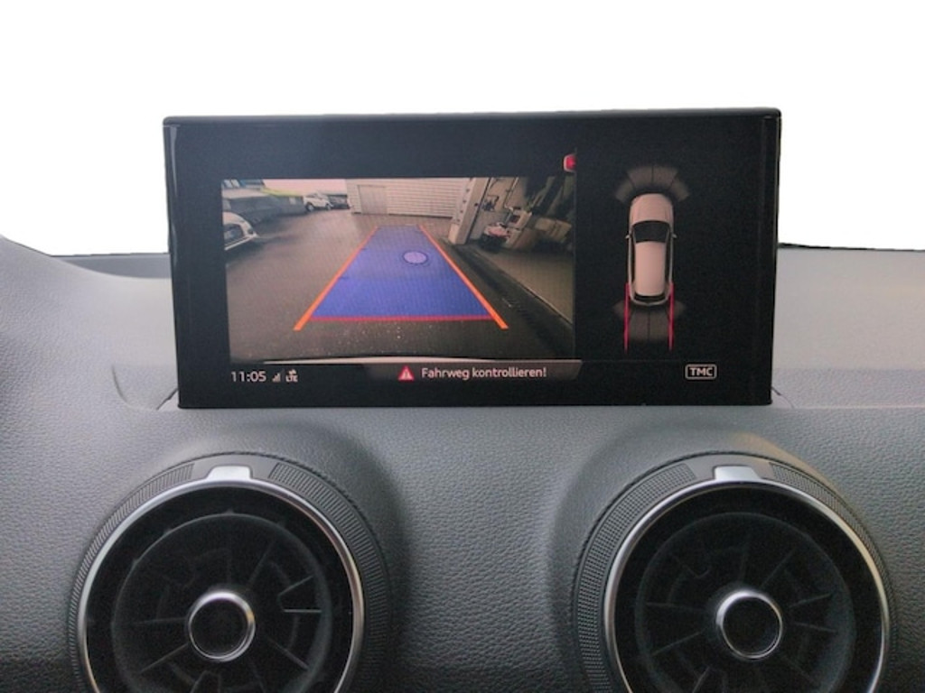 Audi SQ2
