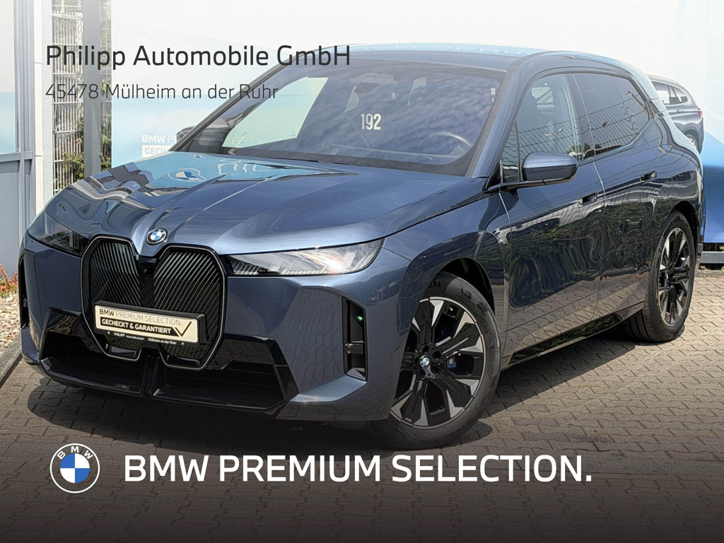 BMW iX xDrive45