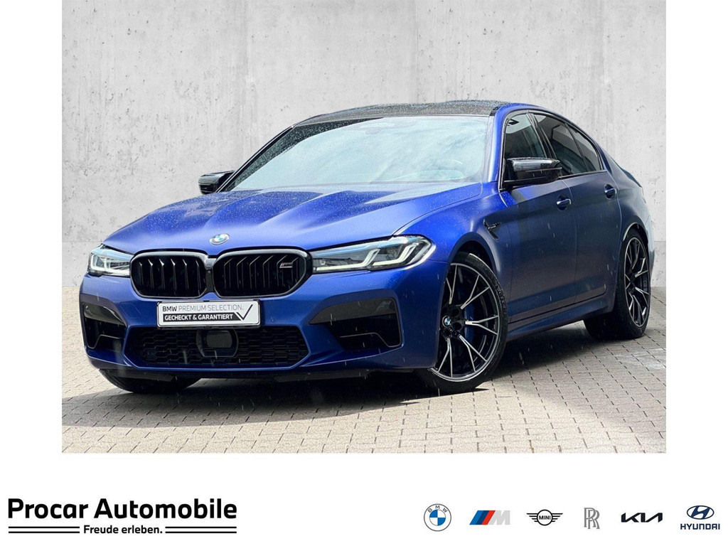 BMW M5 Sedan