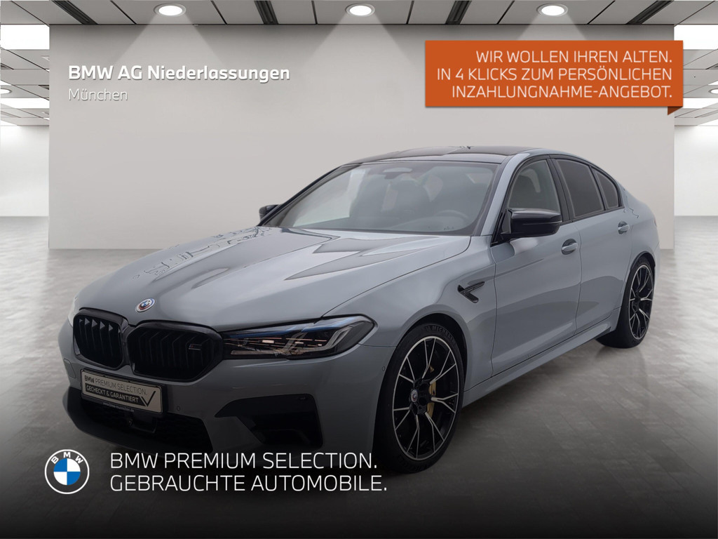 BMW M5 Sedan