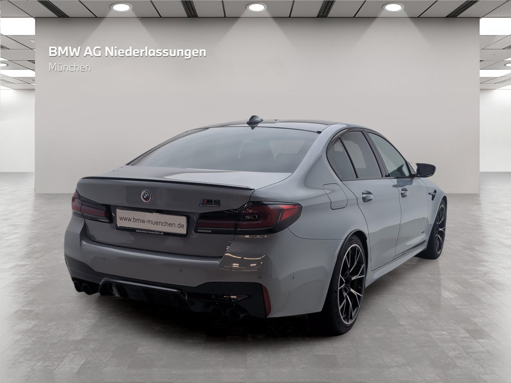 BMW M5