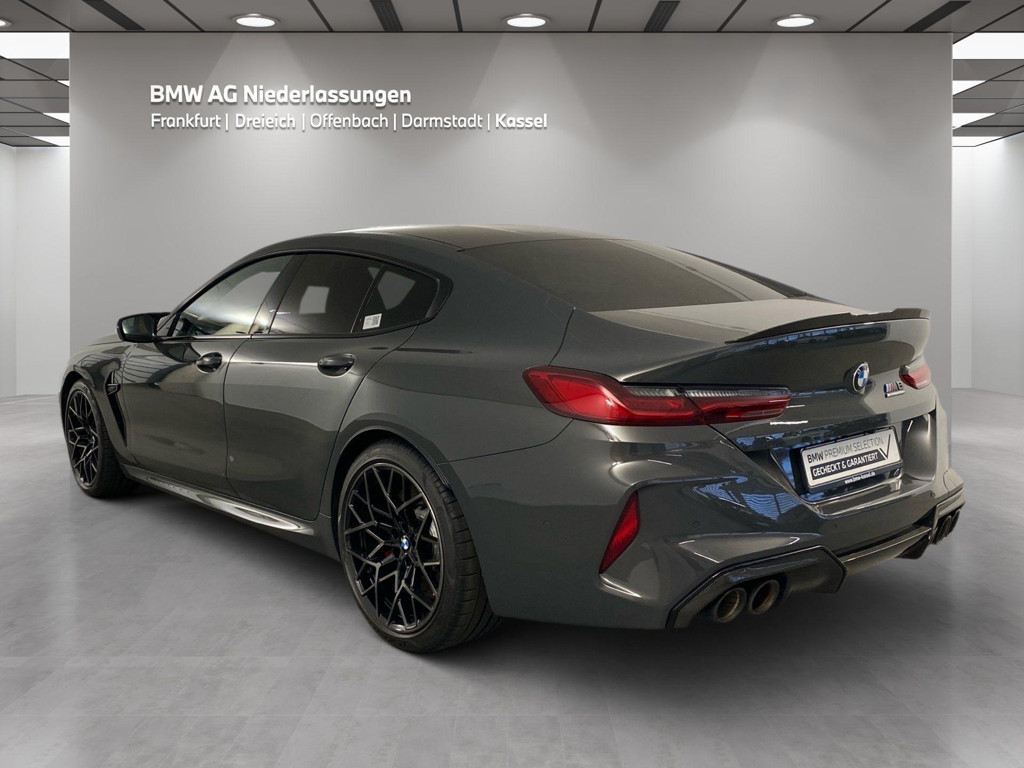 BMW M8
