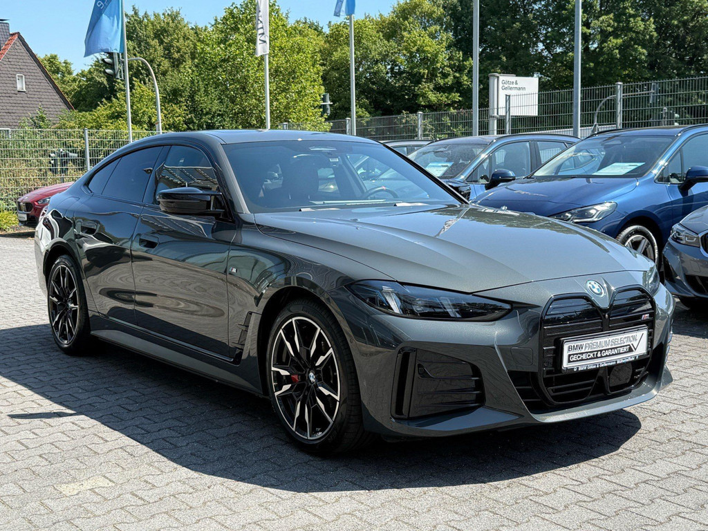 BMW i4