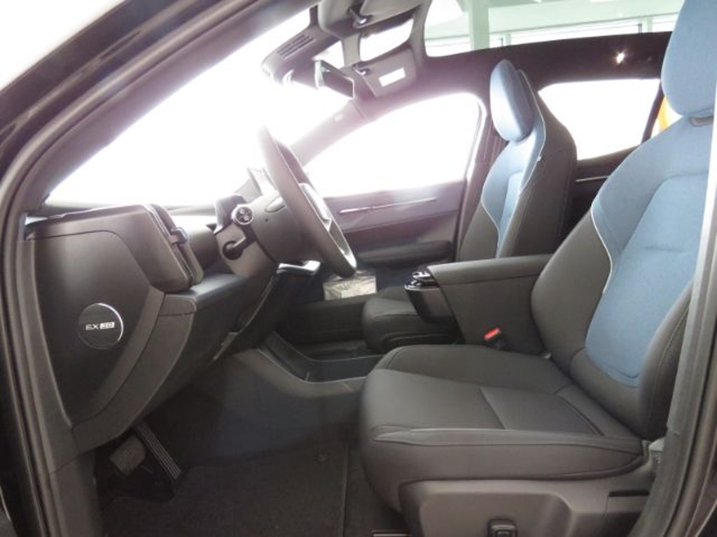 Volvo EX30