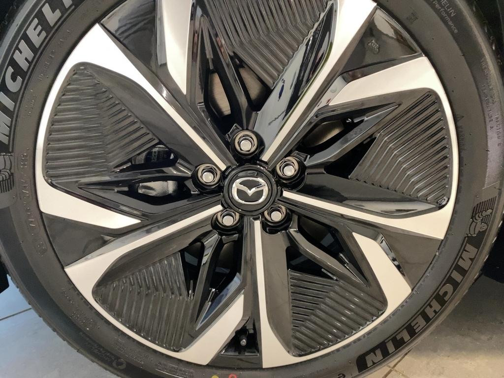 Mazda 6e