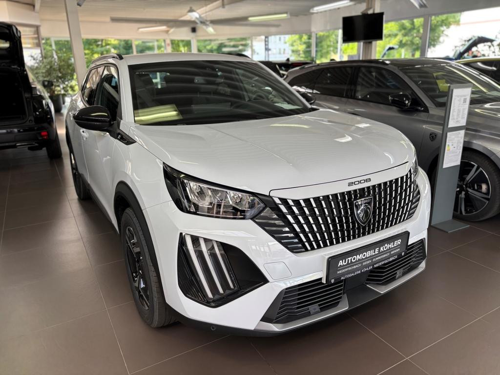 Peugeot e-2008