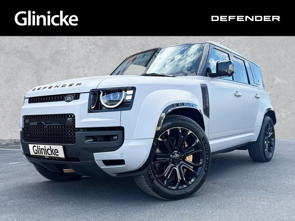 Land Rover Defender P635 V8 OCTA Black 22" Matt AHK Pano
