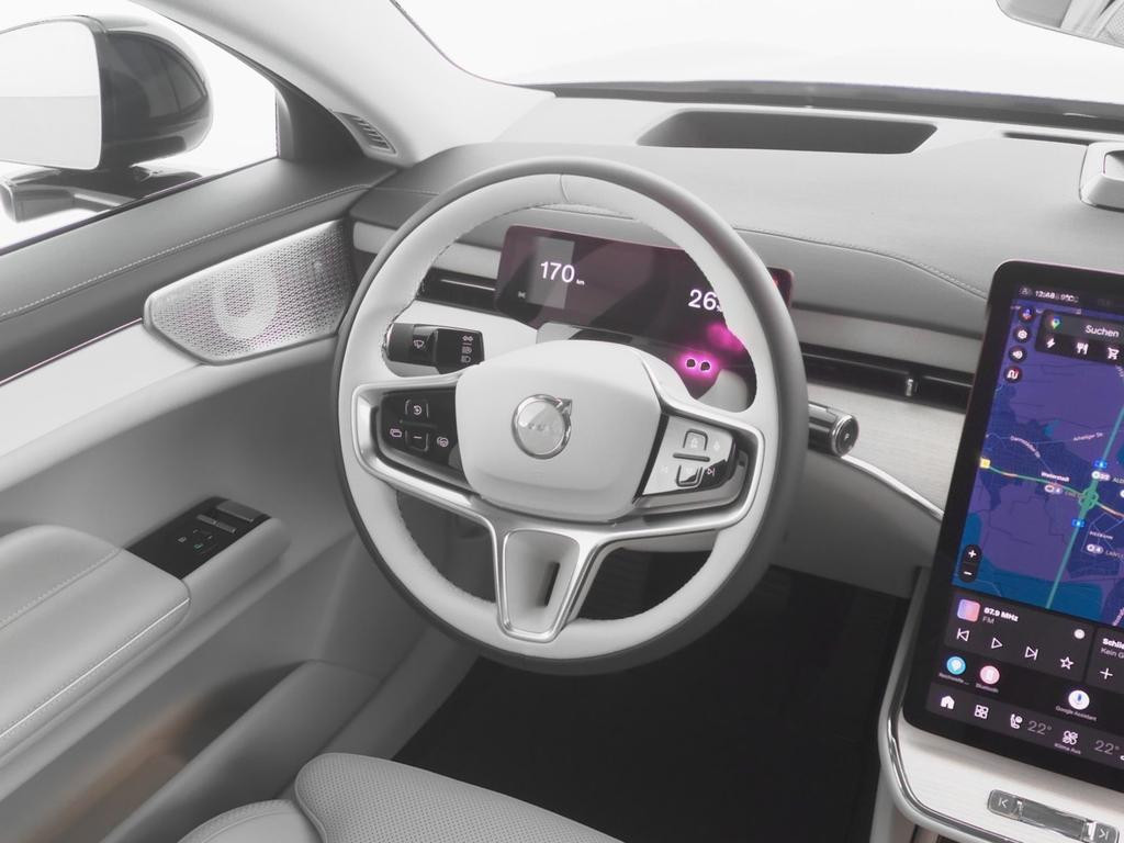 Volvo ES90