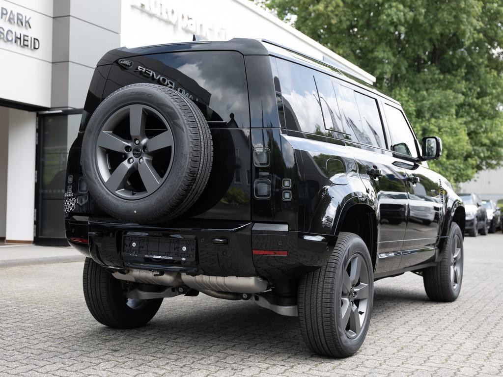 Land Rover Defender Dynamic SE D250 110