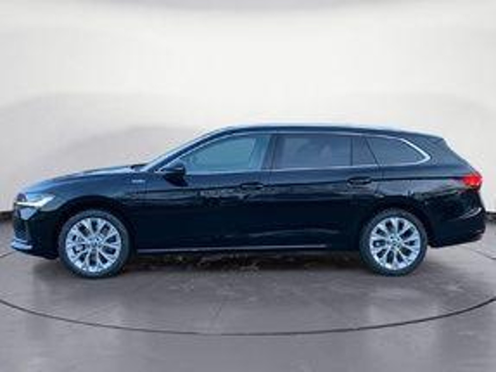 Skoda Superb Combi iV