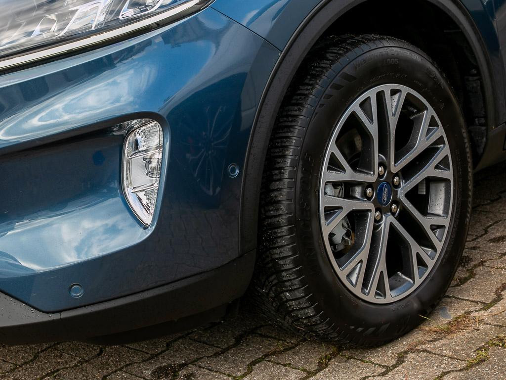 Ford Kuga Titanium Hybrid X