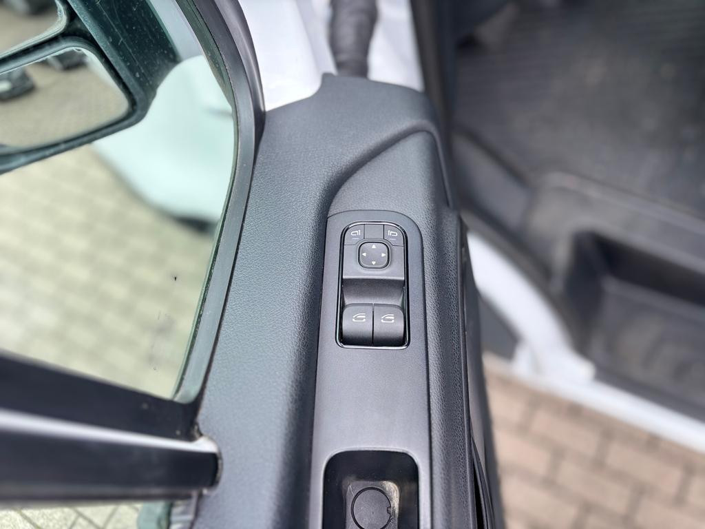 Mercedes-Benz eSprinter