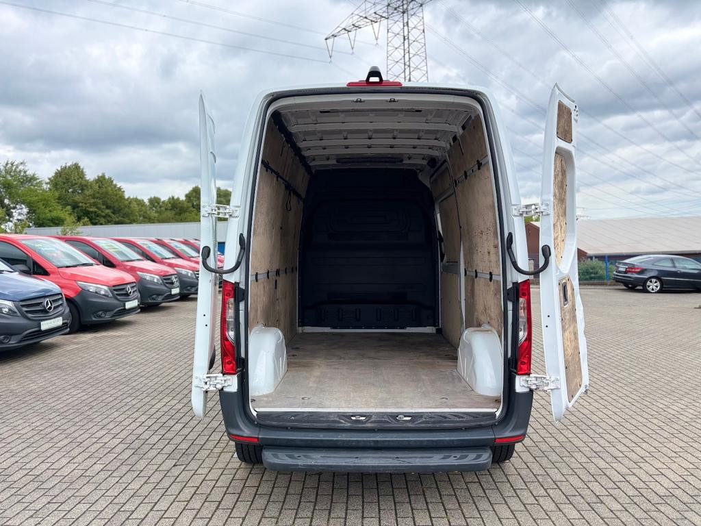 Mercedes-Benz eSprinter