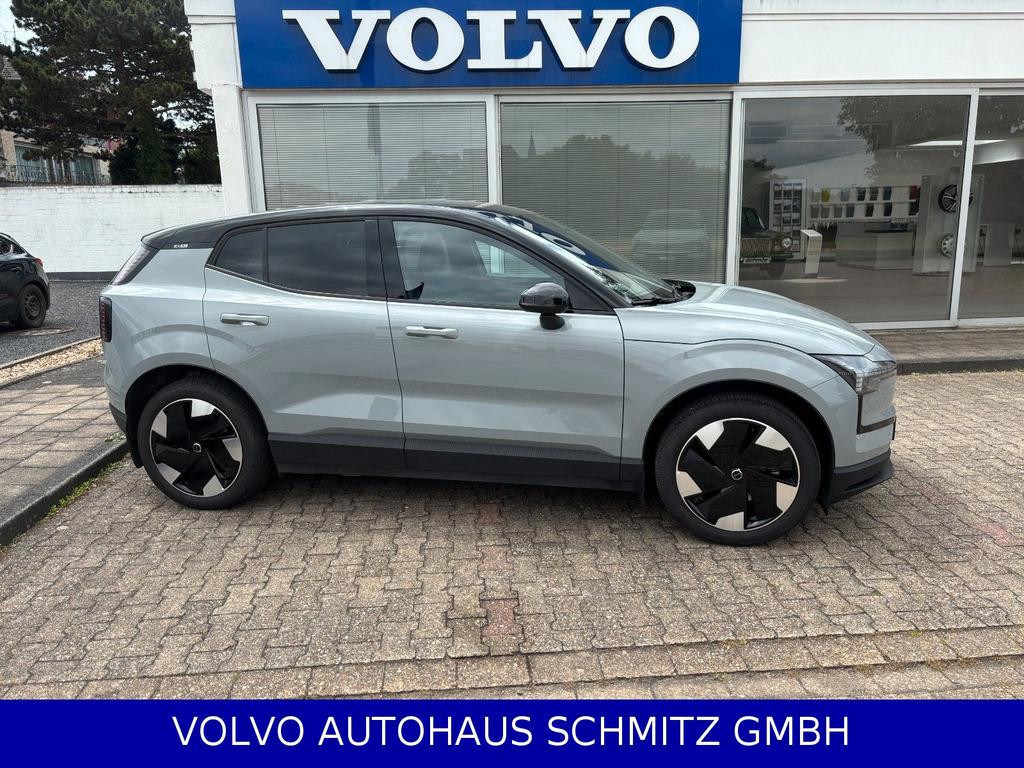 Volvo EX30