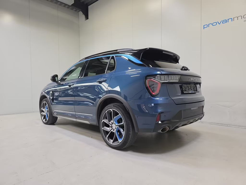 Lynk&Co 01
