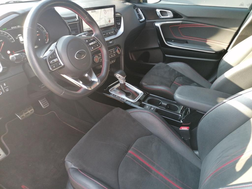 Kia ProCeed