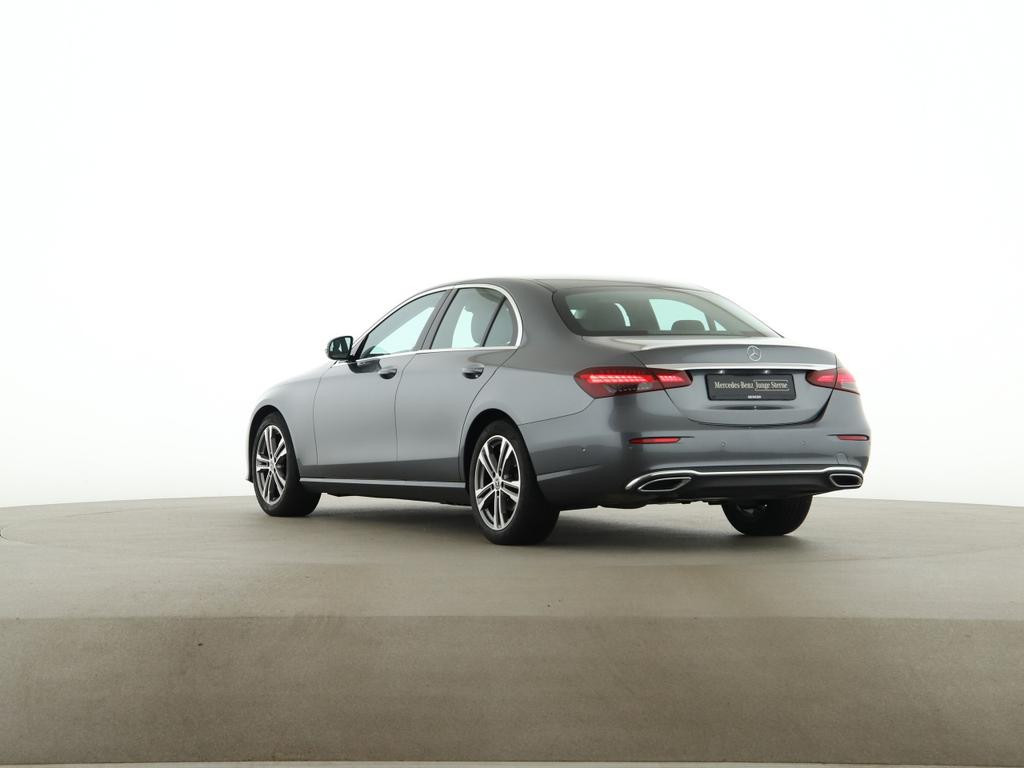 Mercedes-Benz E-Klasse E 220 AVANTGARDE E 220 d Sedan