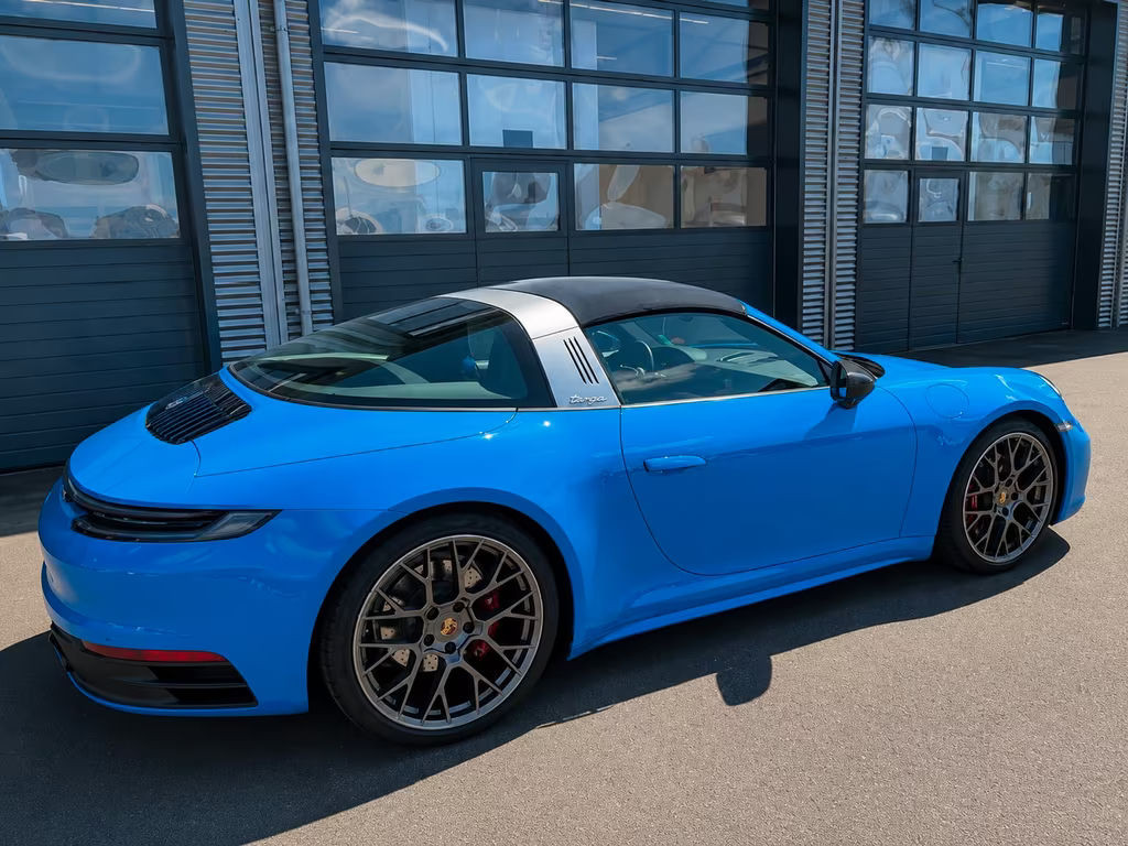 Porsche 911