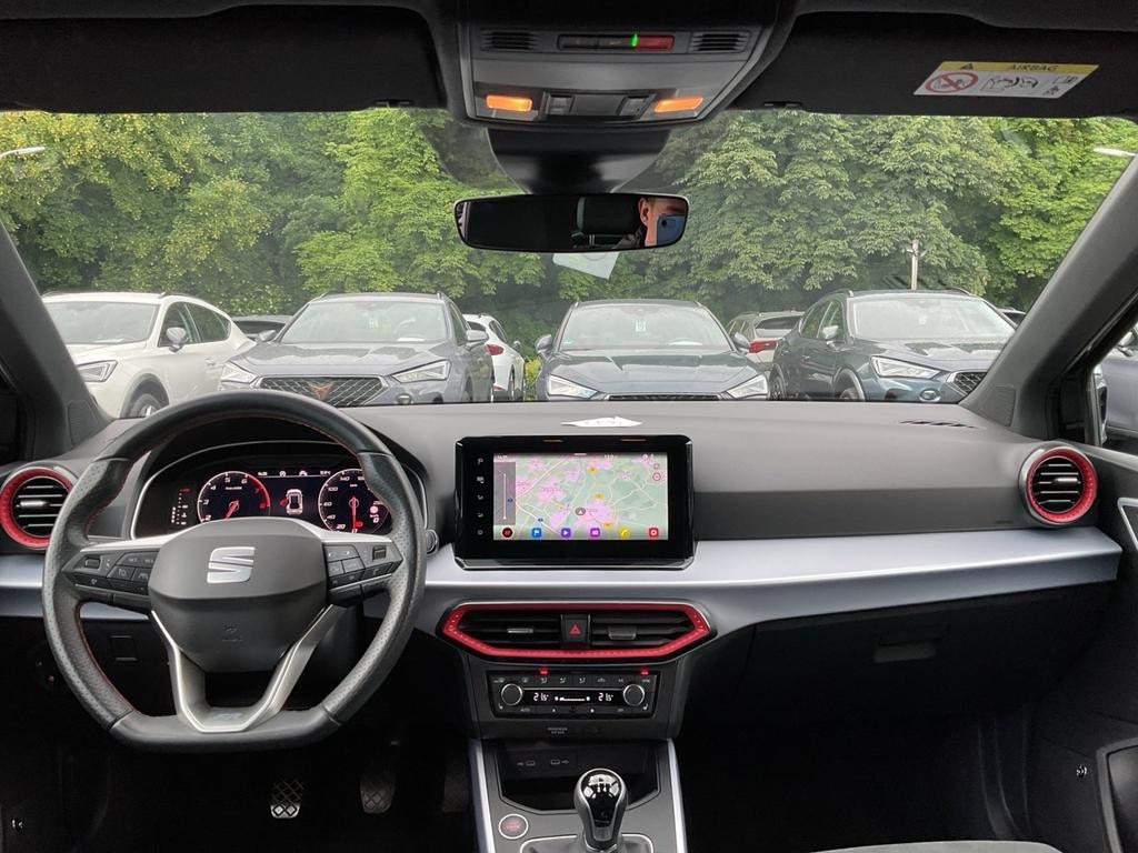 Seat Arona