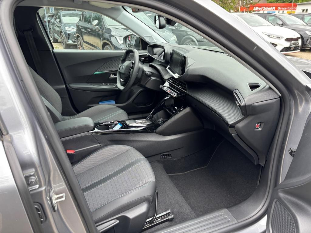 Peugeot e-2008