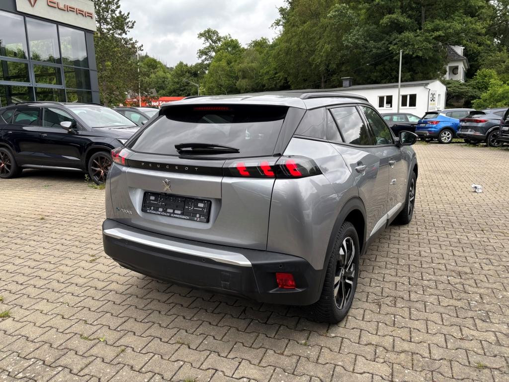 Peugeot e-2008