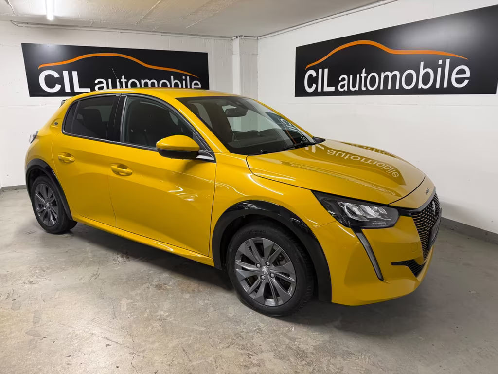 Peugeot e-208