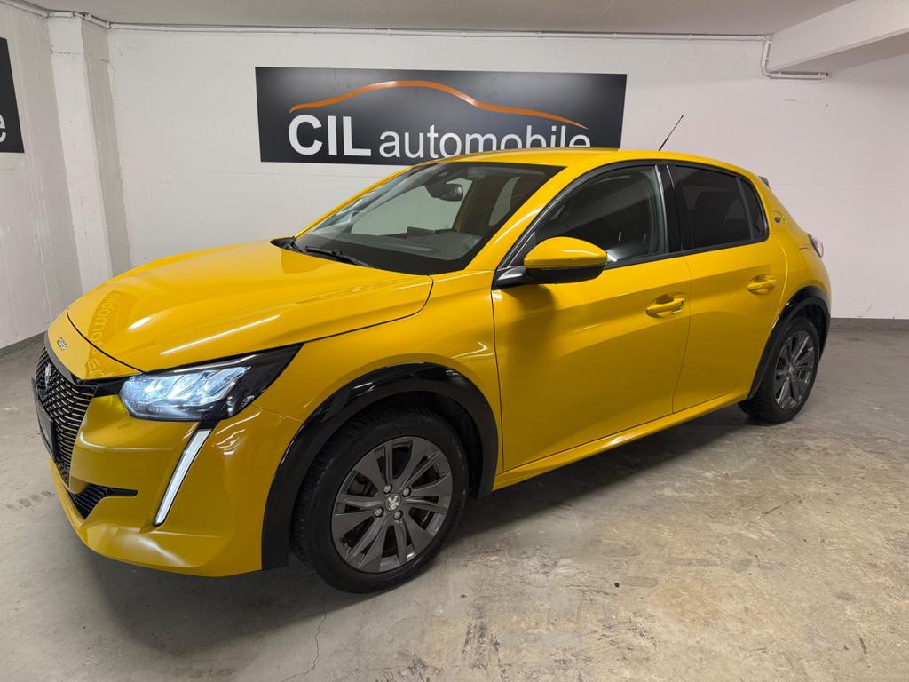 Peugeot e-208