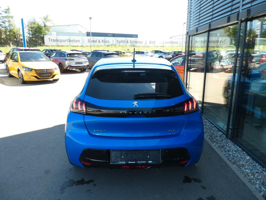 Peugeot e-208