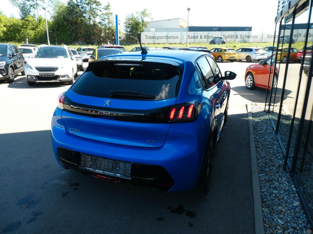 Peugeot e-208
