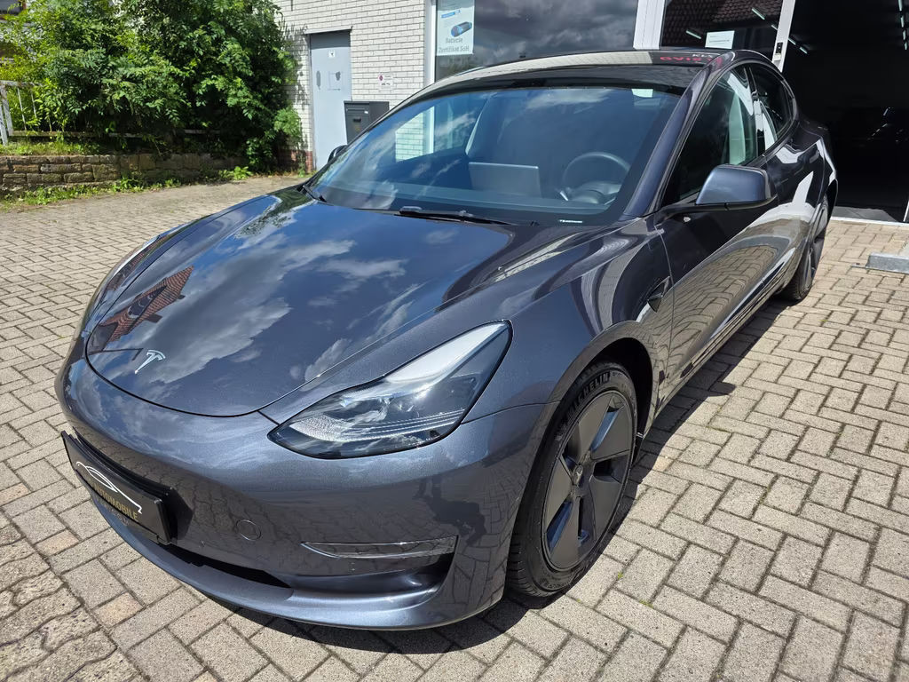 Tesla Model 3 Long Range Dual Motor AWD