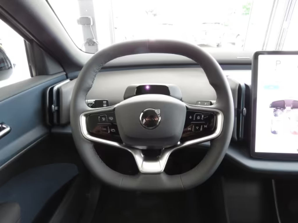 Volvo EX30