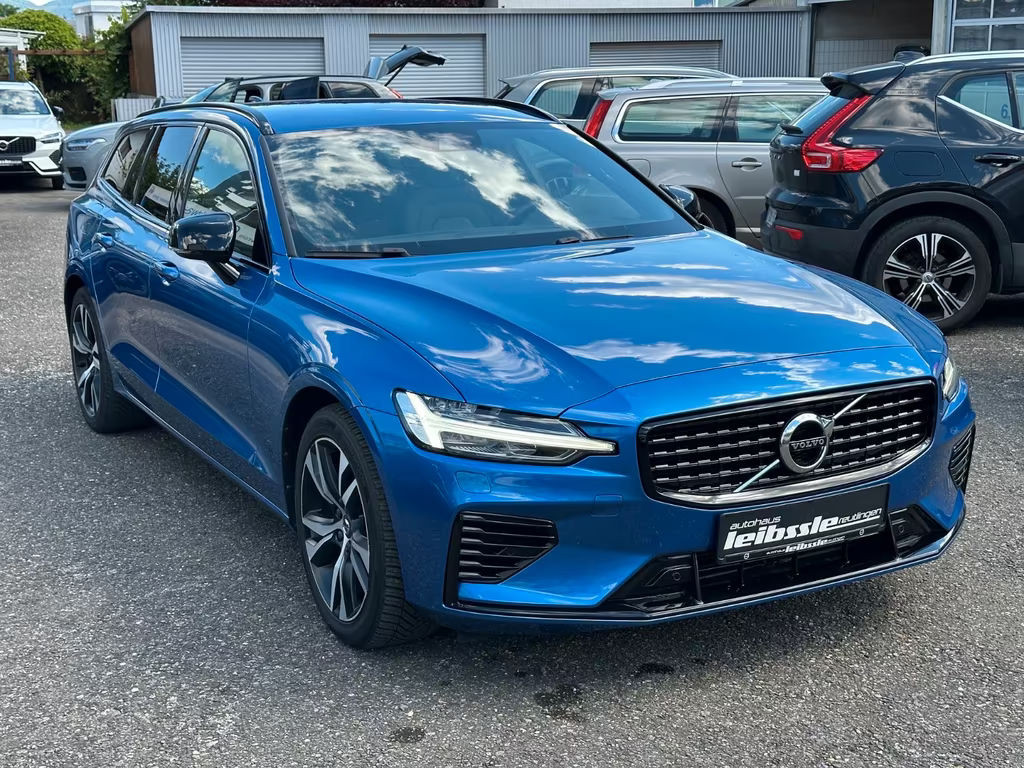 Volvo V60 AWD R-Design T6 Hybrid Recharge