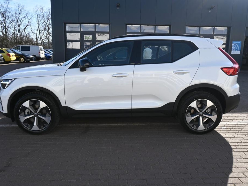 Volvo XC40 Plus Dark